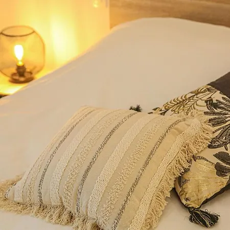 Lejlighed Tout Confort - Terrasse - Piscine - *
